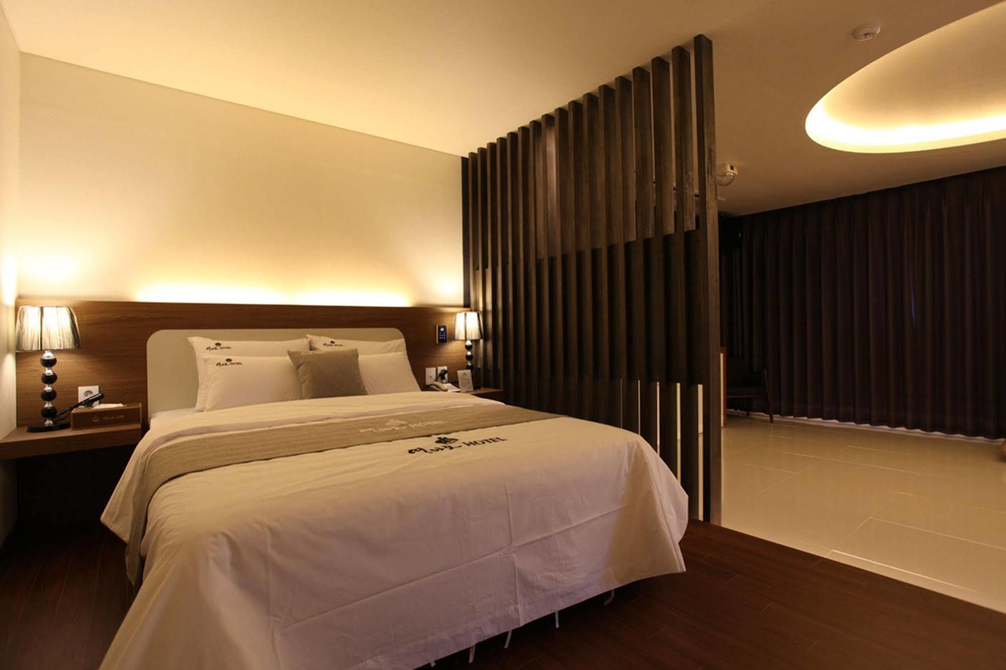 Drive In Hotel Tiamo Pocheon Exterior foto